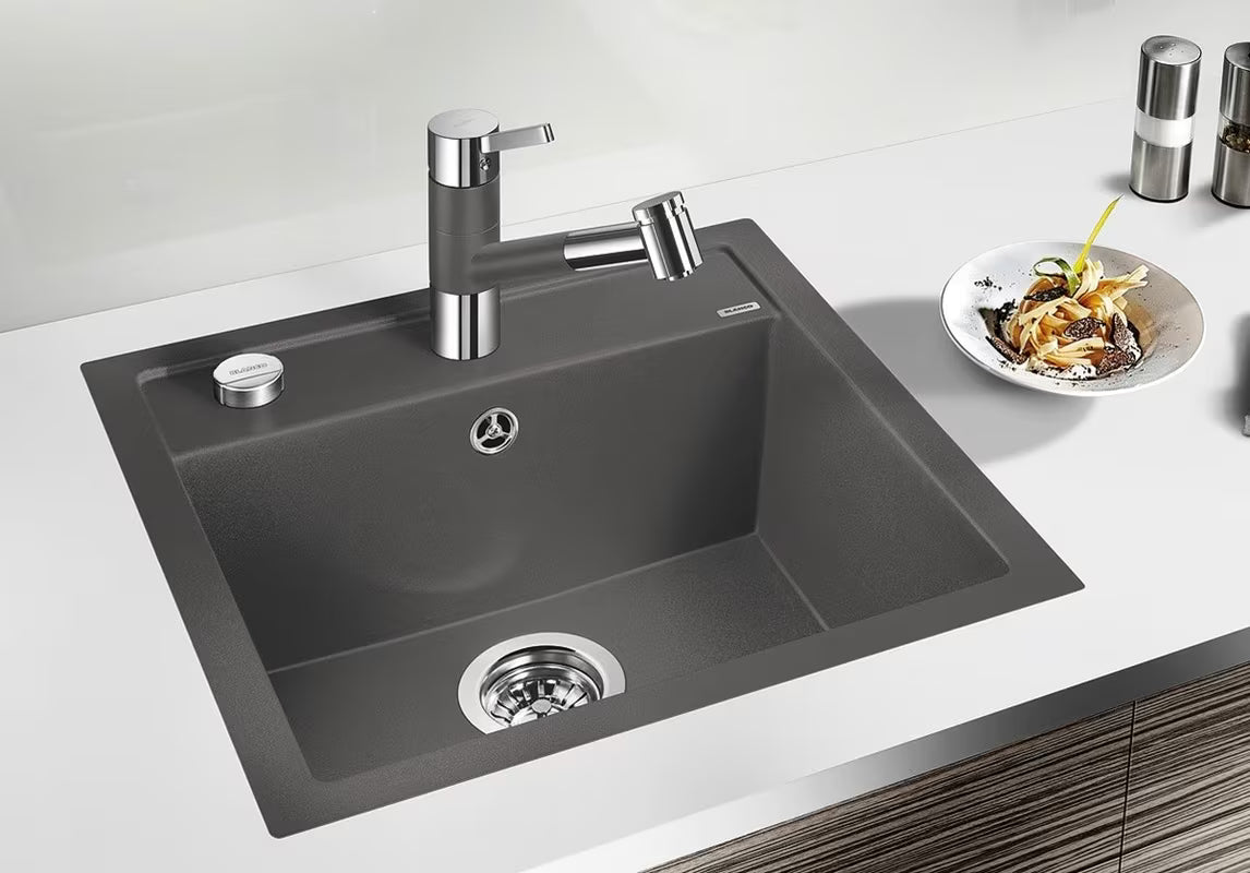 Granitni sudoper Blanco Dalago 5 Silgranit PuraDur u boji siva stijena pro za ugradnju odozgo.