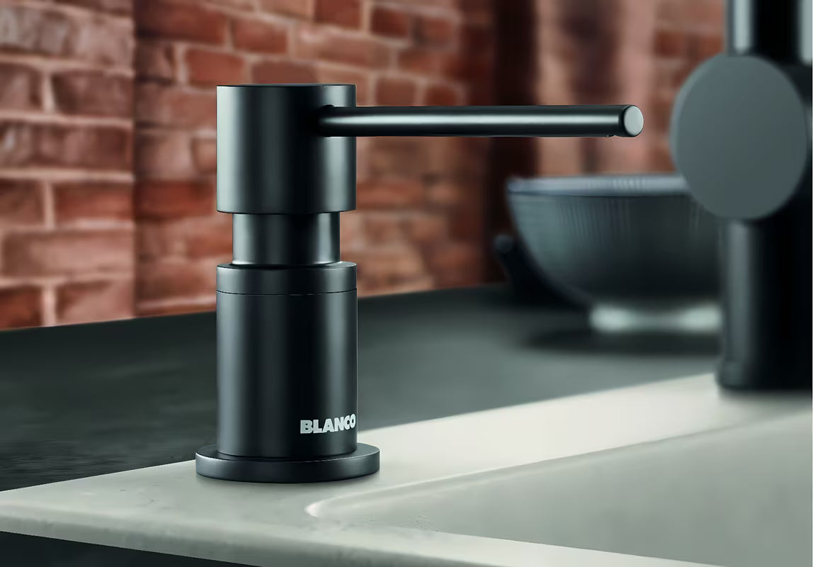 Dozator deterdženta Blanco Lato u crnoj mat boji