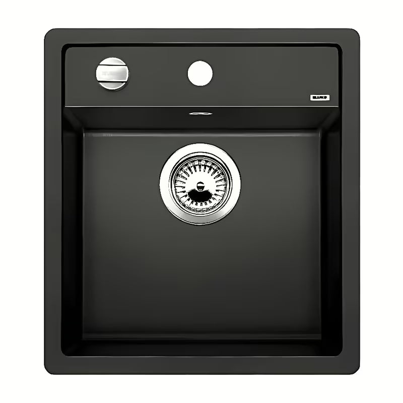 Crni sudoper Blanco Dalago od materijala Silgranit s ekscentričnim upravljanjem, ugradnja odozgo