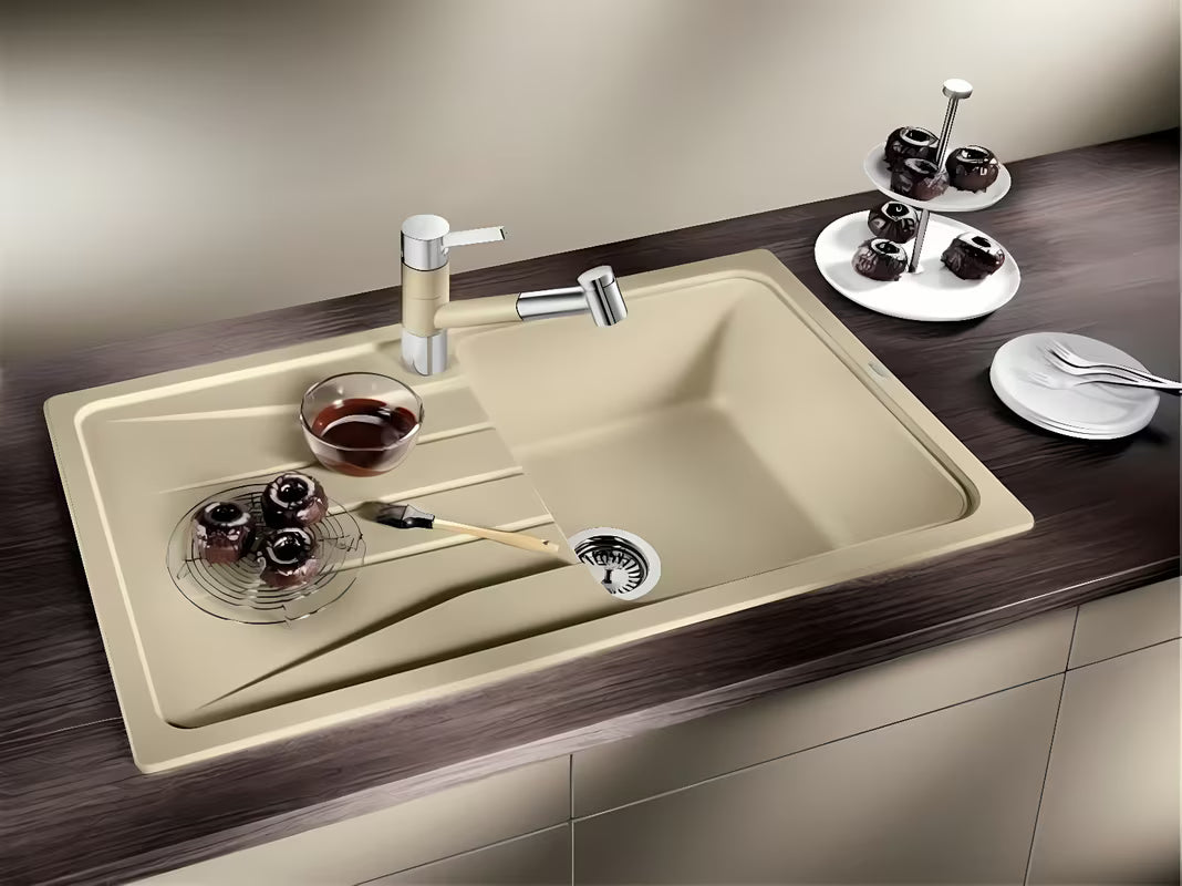 Bijeli granitni sudoper Blanco Sona 45 S ocjednom plohom pro, ugradnja odozgo na ploču.