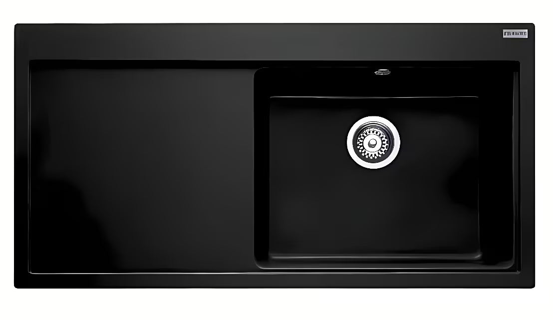 Granitni sudoper Franke s ocjednom plohom u boji onyx, korito desno, ugradnja odozgo