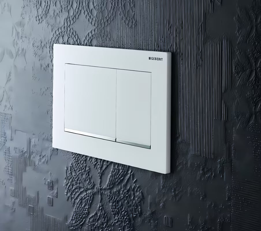 Bijeli sjajni tipka za aktiviranje Geberit Omega30 pro za ugradbeni vodokotlić Geberit Omega s dvokoličinskim ispiranjem.