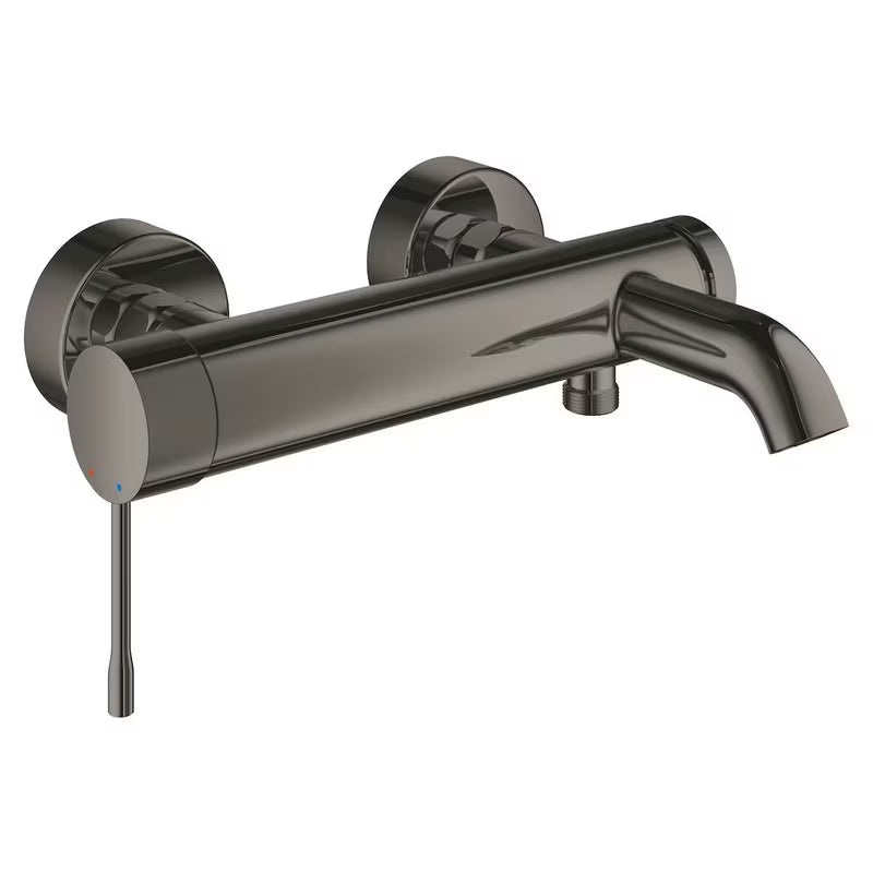 Zidna miješalica za kadu Grohe Essence New u izvedbi Hard Graphite s ručicom.