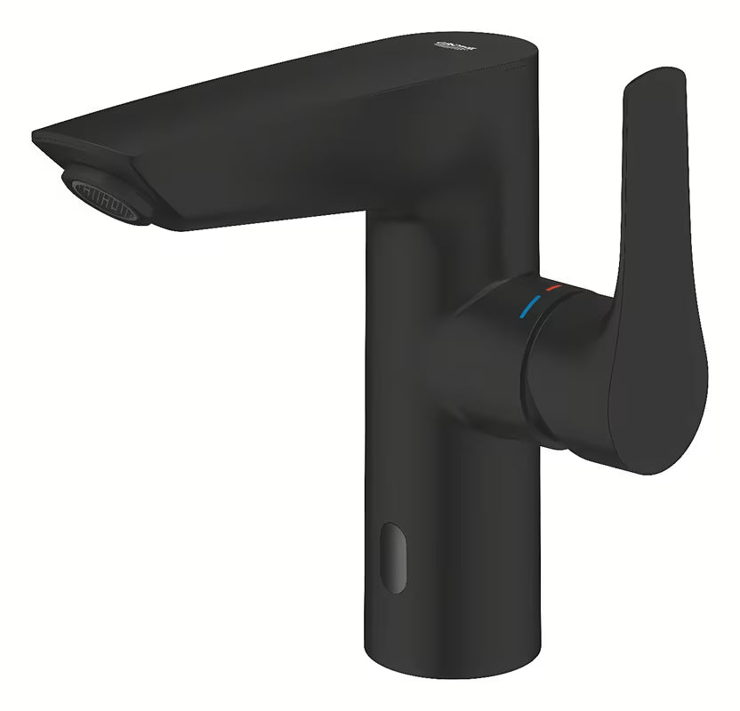 Mat crna miješalica za umivaonik Grohe Eurosmart s beskontaktnim senzorom i ručicom za ručno upravljanje