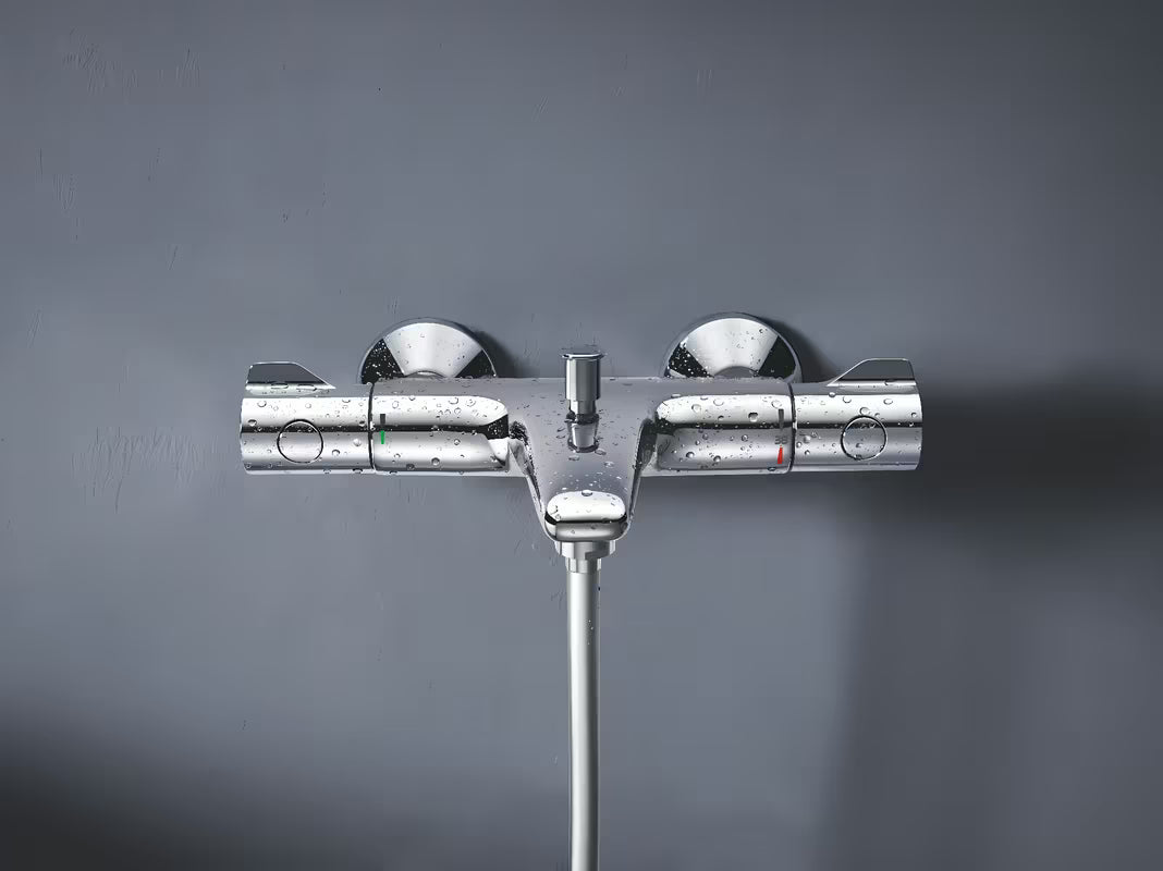 Termostatska zidna miješalica za kadu Grohe Grohtherm 800 u krom izvedbi s preklopnikom kada/tuš.