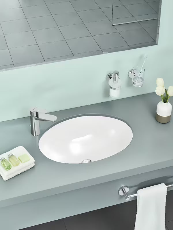 Kromirana jednoručna baterija miješalica za umivaonik Grohe bauedge s klik-klak odvodom