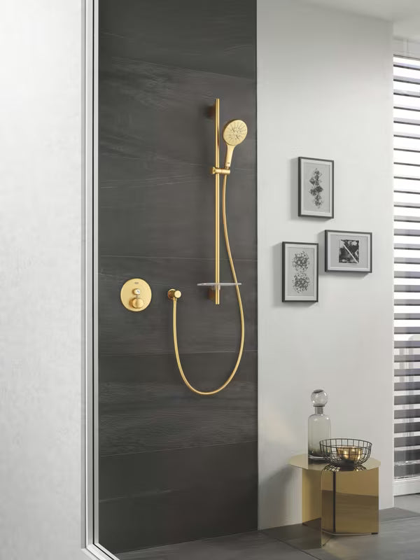 Ručni tuš Grohe Rainshower 130 SmartActive u izvedbi Cool Sunrise brushed s tri vrste mlaza.