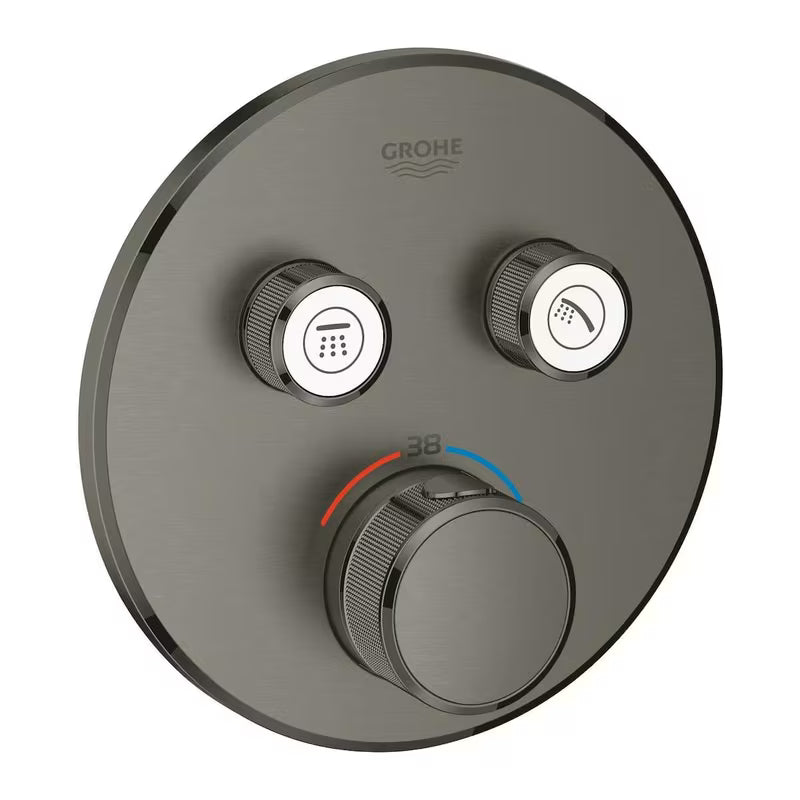 Podžbukna termostatska miješalica za tuš Grohe Grohtherm smartcontrol u izvedbi brushed hard graphite.