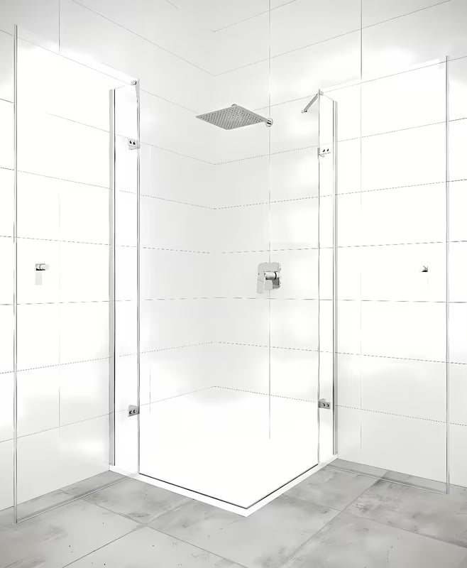 Pravokutni bezokvirni tuš kabina Hüppe Strike New 100x90 cm s prozirnim staklom i profilima u sjajnom kromu.