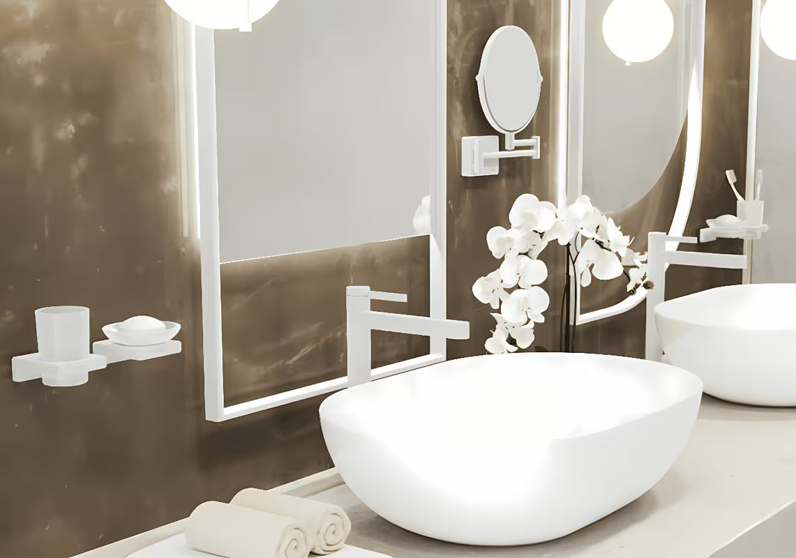 Hansgrohe addstoris držač čaše i četkica uključuje čašu u mat bijeloj izvedbi