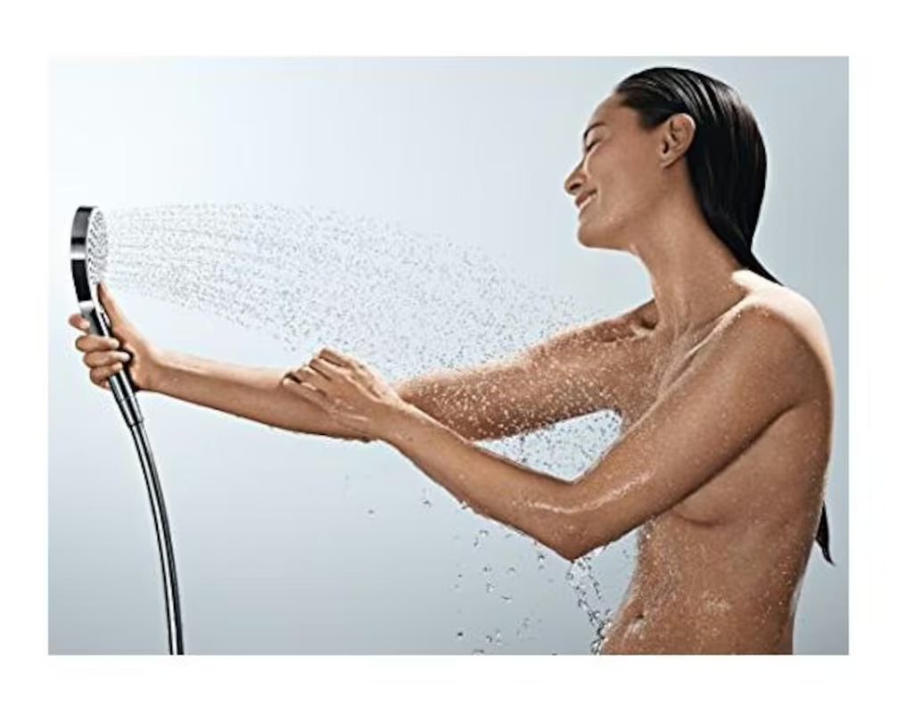 Hansgrohe Croma Select E tuš set u bijeloj i krom izvedbi s ručnim tušem, šipkom Unica i crijevom