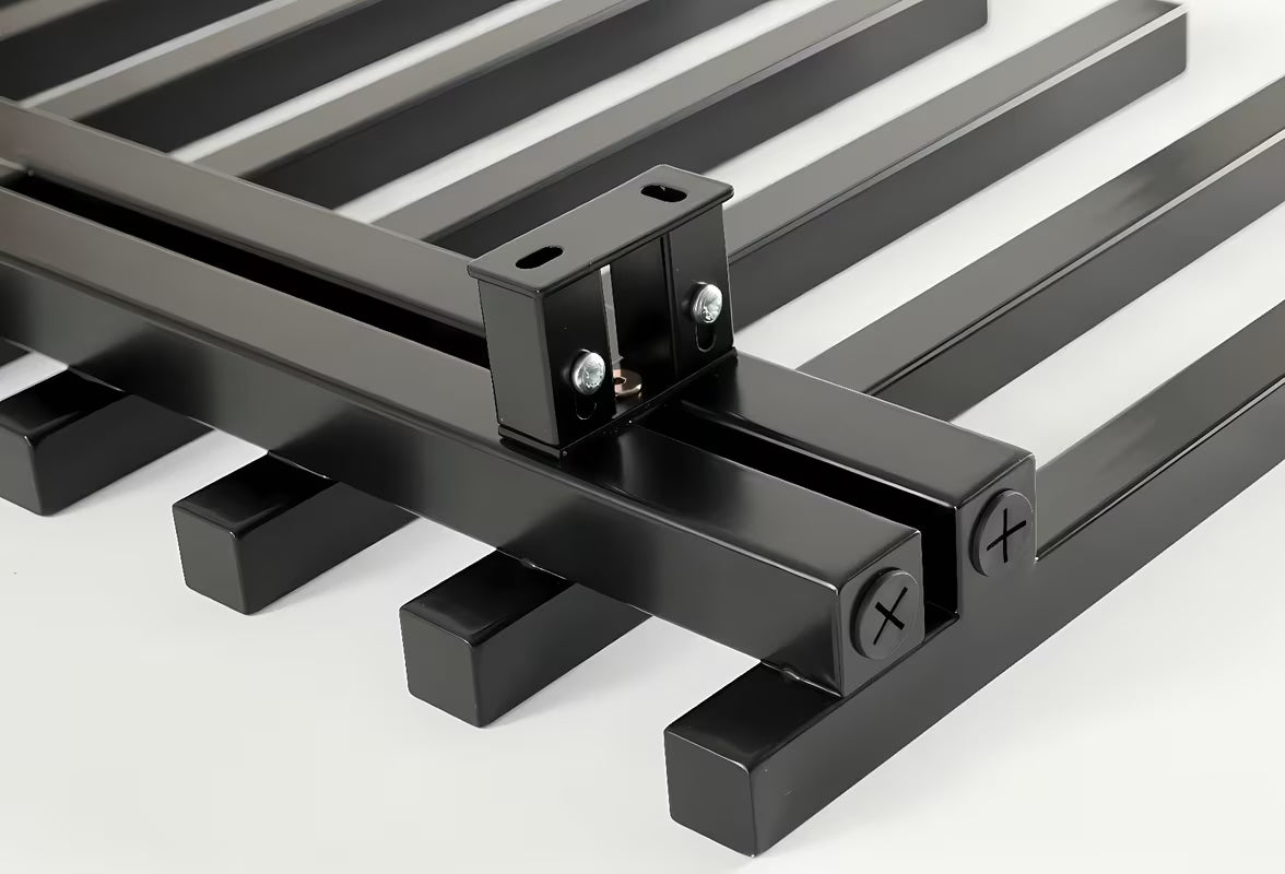 Kombinirani kupaonski radijator Hopa Darvel 123x50 cm u crnoj mat boji s rebrastim dizajnom.