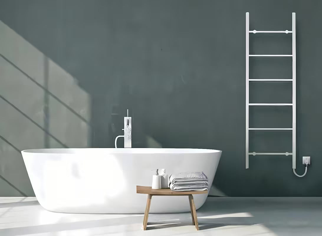 Električni sušač ručnika Hopa Primavera 112x40 cm u bijeloj mat boji s okruglim profilima