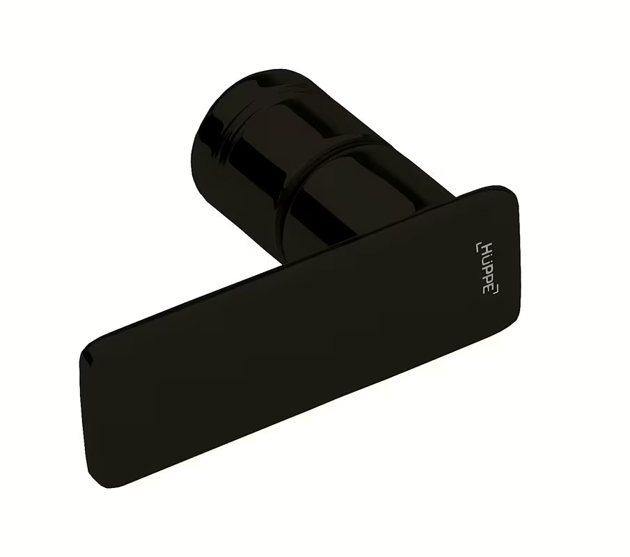 Bezokvirni tuš vrata Hüppe Strike New 120 cm s prozirnim staklom i crnim mat profilom