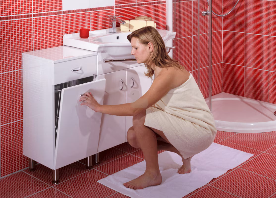 Bijela kupaonski ormarić Keramia Pro s uklonjivom žičanom košarom za rublje