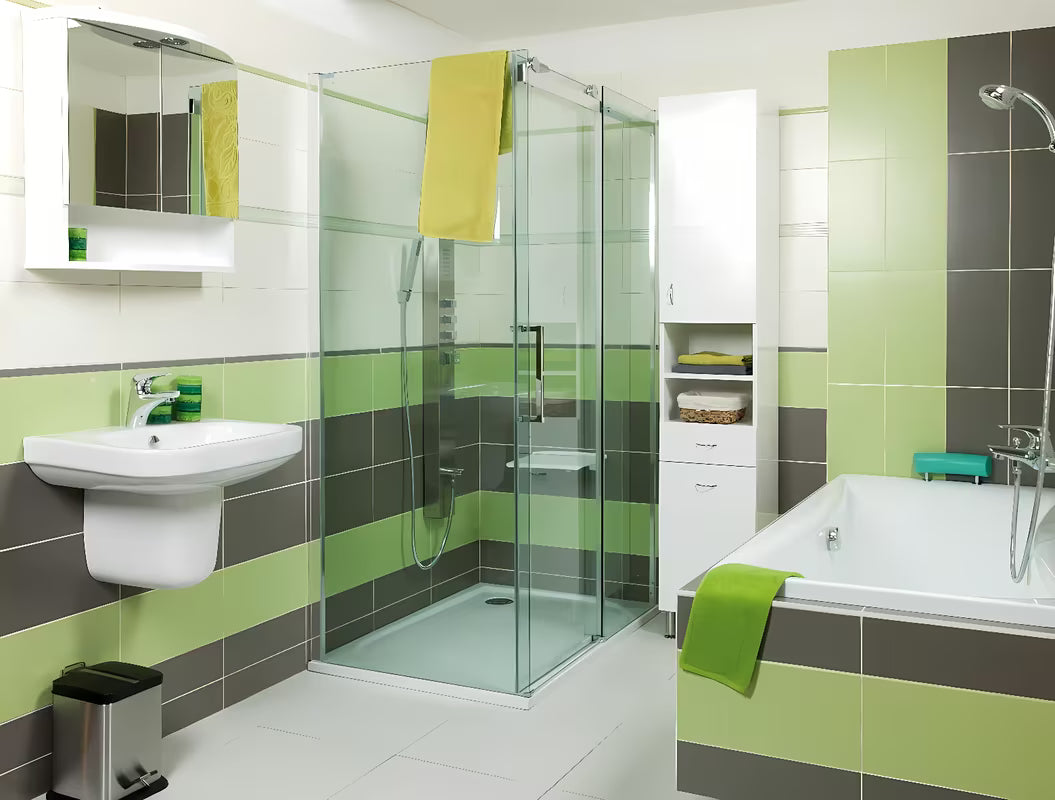 Bijela kupaonski ormarić Keramia Pro s uklonjivom žičanom košarom za rublje i podesivim nožicama.