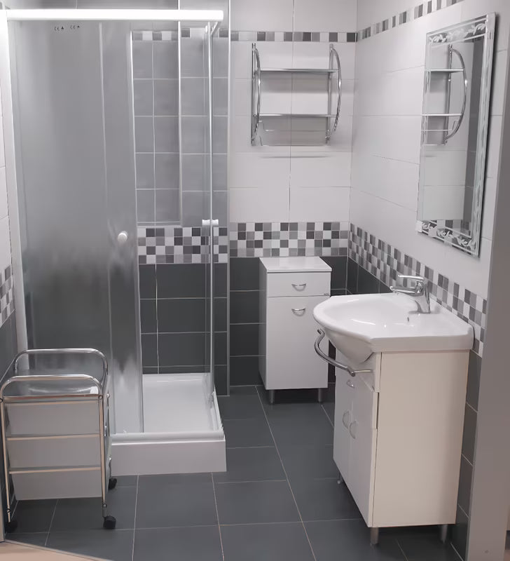 Bijela kupaonski ormarić Keramia Pro s umivaonikom, jednom ladicom i dvoja vrata