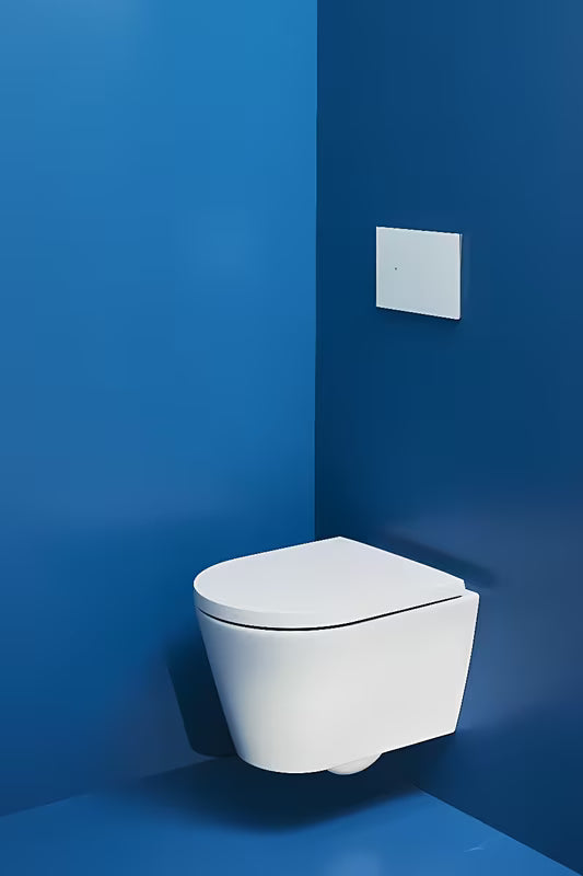 Bijela WC daska Laufen Kartell od duroplasta sa sporim spuštanjem soft Close i skidivom izvedbom.
