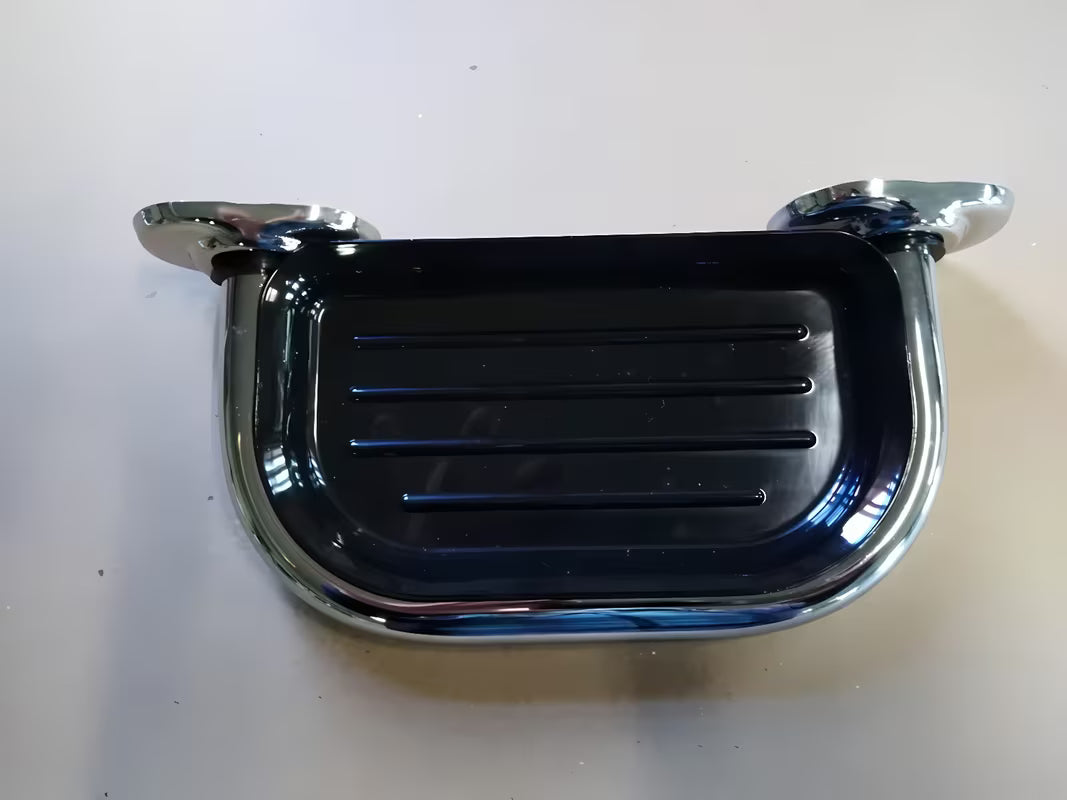 Elegantni zidna posuda za sapun Multi u krom izvedbi sa zaobljenim dizajnom