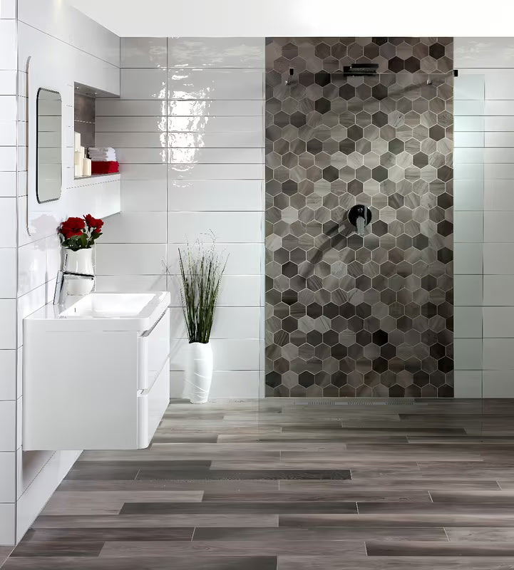 Kvadratno ogledalo Naturel Pavia 75x75 cm u bijeloj boji, s mogućnošću vješanja okomito i vodoravno.