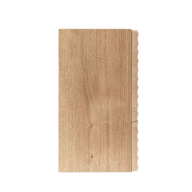 Niska viseća kupaonski ormarić Naturel Savona u dekoru hrasta halifax mat s glodanim dizajnom.