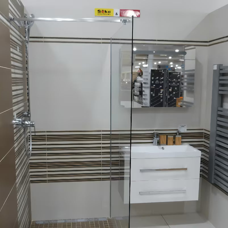 Sivo-srebrna ormarić s ogledalom Naturel 80x65 cm s dvoja vrata i LED rasvjetom