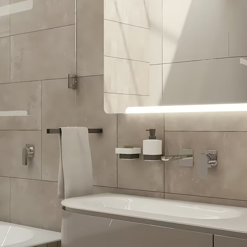 Crni dozator tekućeg sapuna Nimco Kibo s keramičkom posudicom i mat držačem od mesinga.