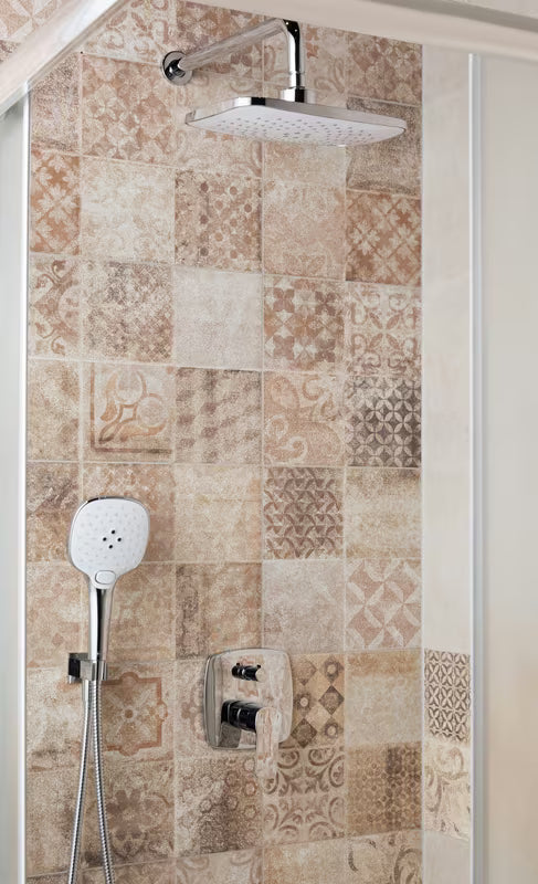 Optima Cube Way podžbukna za tuš i miješalica za kadu u krom izvedbi s ručicom