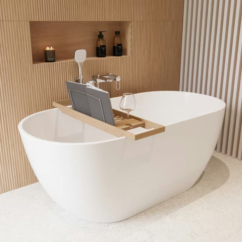 Smeđa bambusova polica za kadu Optima s podesivom duljinom i mjestom za knjigu, čašu i sitnice.