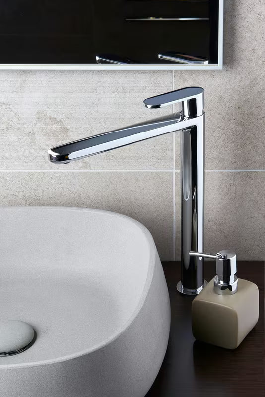 Paffoni Pavia visoka jednoručna baterija miješalica za umivaonik s odvodom u krom izvedbi