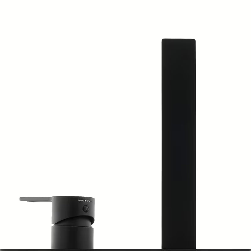 Podžbukna miješalica za umivaonik Paffoni Vallone u mat crnoj izvedbi s mat površinom.