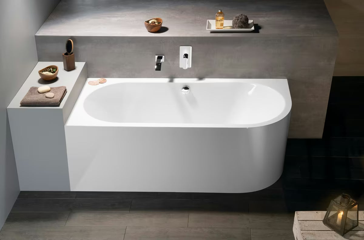 Lijeva asimetrična kada Polysan Viva L Monolith 170x75 cm od lijevanog akrila s monolitnom oblogom.