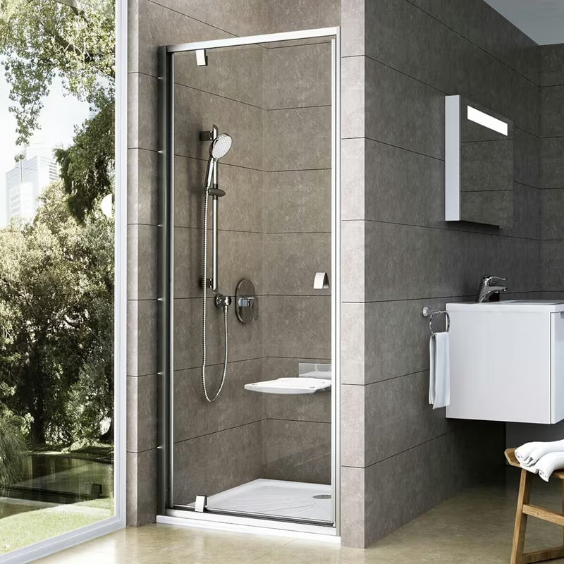 Tuš vrata Ravak Pivot 90 cm u mat kromu s prozirnim staklom i zaokretnim otvaranjem