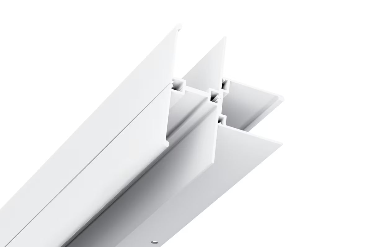 Bijeli spojni profil Ravak Supernova od debelostijenog lakiranog aluminija pro tuš kabine i vrata