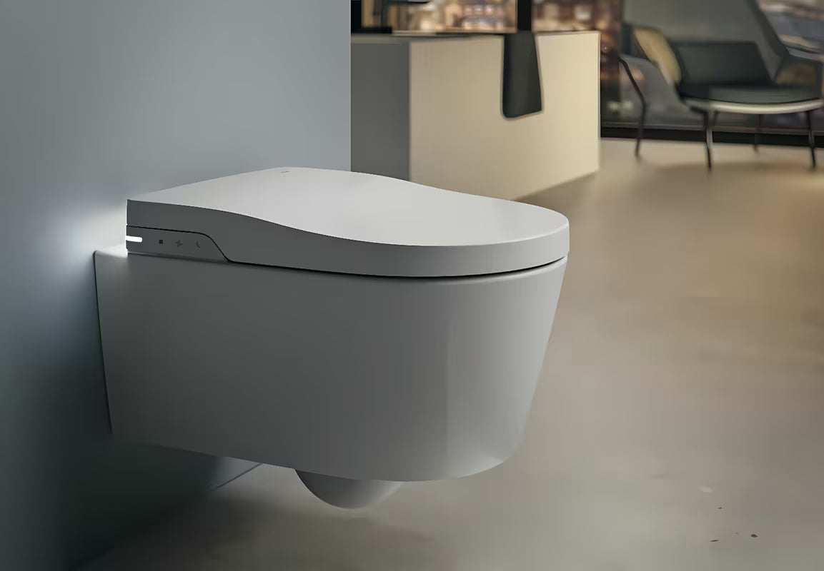 Viseća WC Školjka Roca Inspira In-Wash s integriranim bideom u bijeloj boji i Rimless izvedbi.