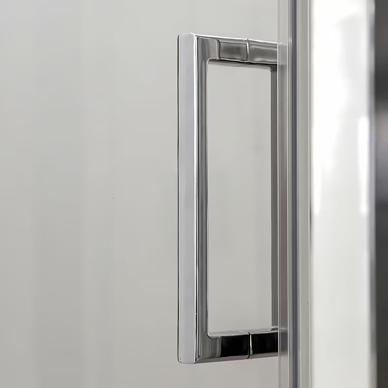 Klizne tuš vrata Roth Ambient Line 140 cm u sjajnom kromu s prozirnim staklom za nišu.