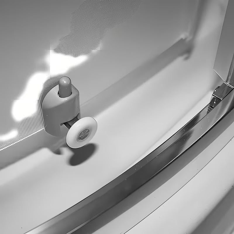 Polukružna tuš kabina Roth Project 80x80 cm u sjajnom kromu s neprozirnim staklom Matt glass.