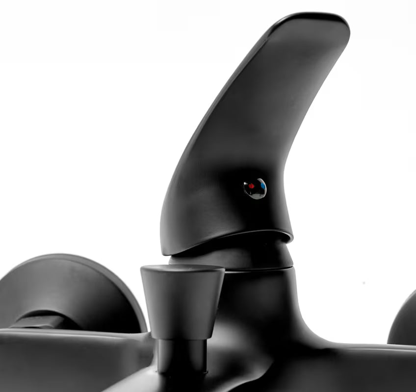 Jednoručna Baterija zidna miješalica za kadu S-Line Pro u mat crnoj boji bez tuš seta.