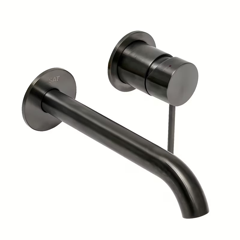 Podžbukna jednoručna baterija miješalica za umivaonik SAT Aurum u izvedbi brušeni gun metal s okruglim dizajnom.