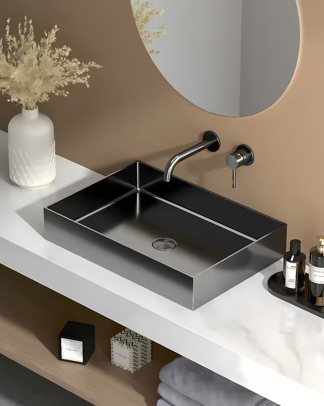 SAT Aurum umivaonik na ploču od nehrđajućeg čelika u boji gun metal, 55 x 38 cm.