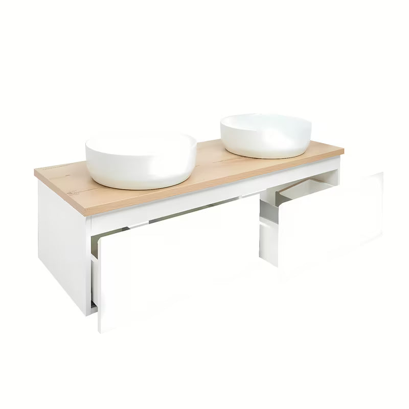 Viseća kupaonski ormarić SAT B-Way u bijelom sjaju s pokrovnom pločom u dekoru hrasta i s dva umivaonika na ploču.