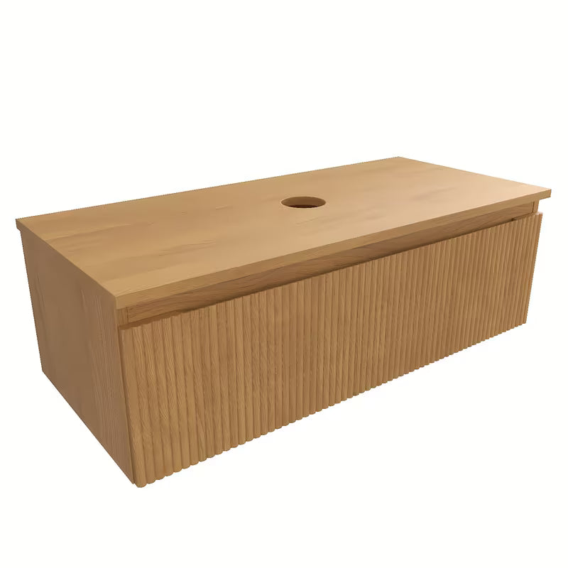 Viseća kupaonski ormarić SAT Evolution s pokrovnom pločom u dekoru medni hrast s mat površinom.