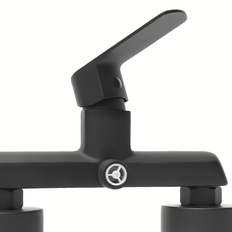 Zidna jednoručna baterija miješalica za tuš SAT Feel u mat crnoj boji bez tuš seta.