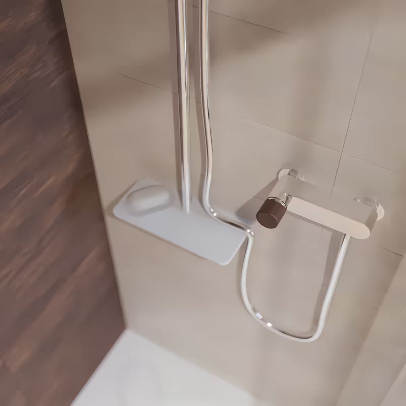 Zidna miješalica za tuš SAT Fusion s ručicom u dekoru tamnog drva i mjedenim tijelom.