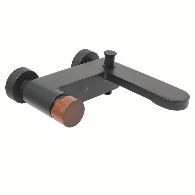 Zidna miješalica za kadu SAT Fusion s ručicom u dekoru tamnog drva i mat završnom obradom