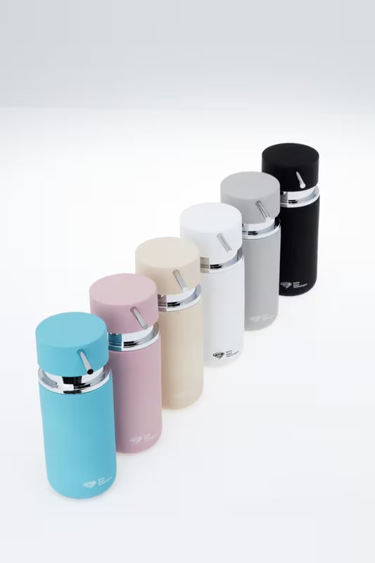 Samostojeći dozator za tekući sapun SAT Infinitio u mat tirkiznoj boji.