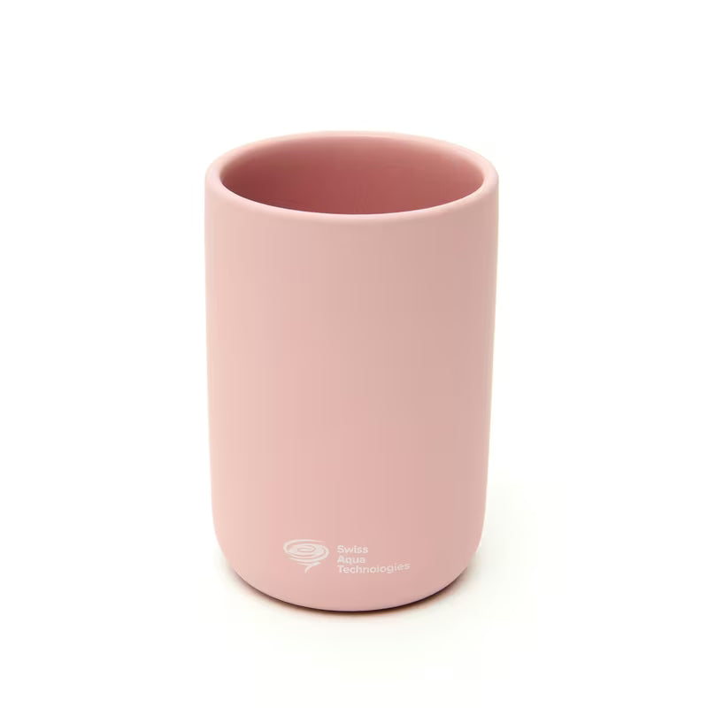 Samostojeći držač četkica za zube SAT Infinitio od gumirane keramike u ružičastoj mat boji.