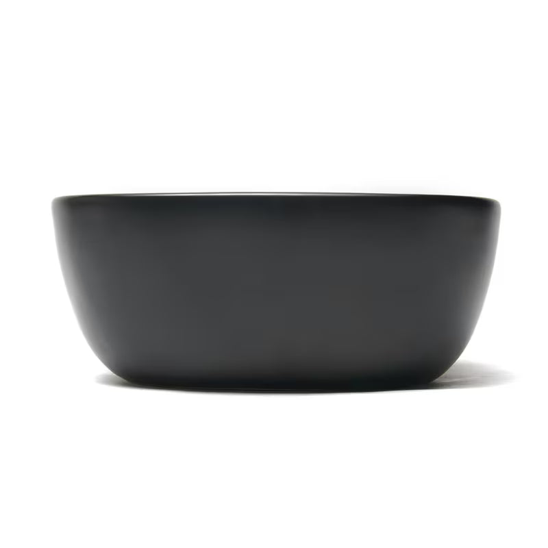 Mat crni keramički umivaonik na ploču SAT Infinitio bez preljeva, ovalnog oblika, 45,5x32,5 cm.