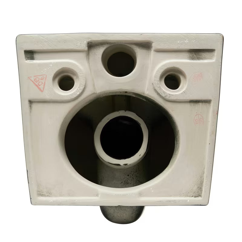 Crni mat viseća WC školjka SAT Infinitio pravokutnog dizajna s wc daskom soft Close i sa skrivenim pričvršćenjem.