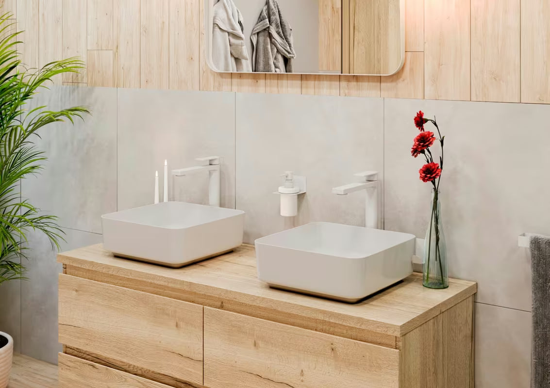 Zidni dozator sapuna SAT Mood u bijeloj mat izvedbi s mat staklom